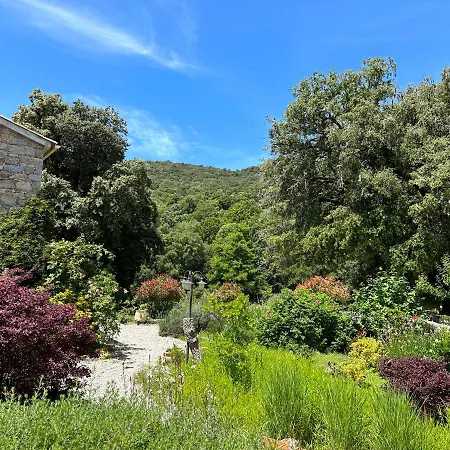 Zella 3* Bains de Guitera