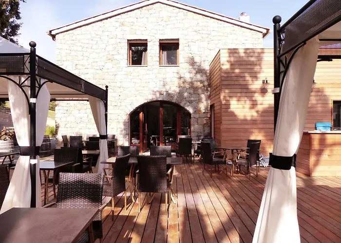 Zella 3* Bains de Guitera