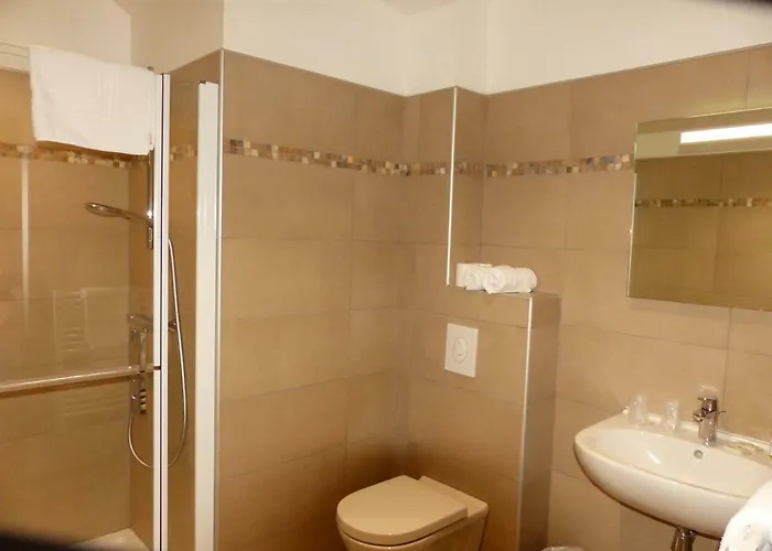 Zella Nocleg ze śniadaniem Bains de Guitera