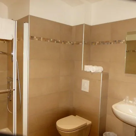 Zella Bed & Breakfast Bains de Guitera